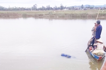Quảng Nam: Phát hiện thi thể nam giới bị trói chân, tay nổi trên sông