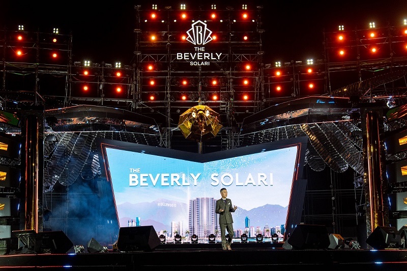 More than 10,000 business “warriors” “burned out” at the opening ceremony of The Beverly Solari