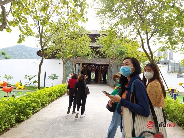 Ninh Binh: Nho Quan develops tourism in association with environmental protection