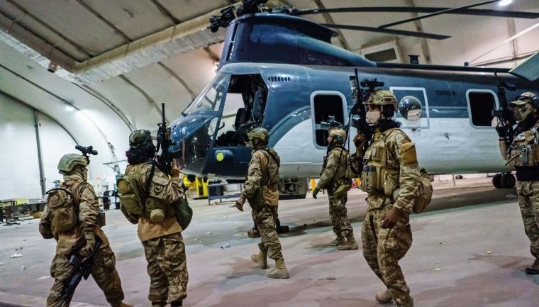 Mỹ vứt 7 tỉ USD vũ khí ở lại Afghanistan, một vài thiết bị chuyển cho Ukraine