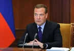 Ông Medvedev chúc mừng người Nga vào ngày 1/5 và để lại biểu tượng đầy ẩn ý