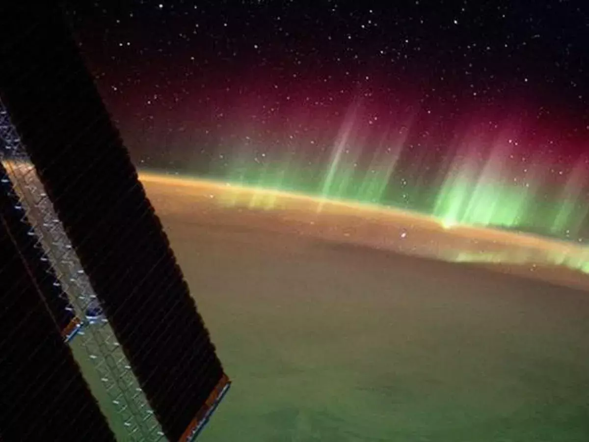 Spectacular image of the aurora seen from the International Space Station ISS