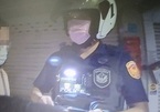 Trốn truy nã 13 năm, nữ quái bị bắt sau lần đi xe máy không đội mũ bảo hiểm