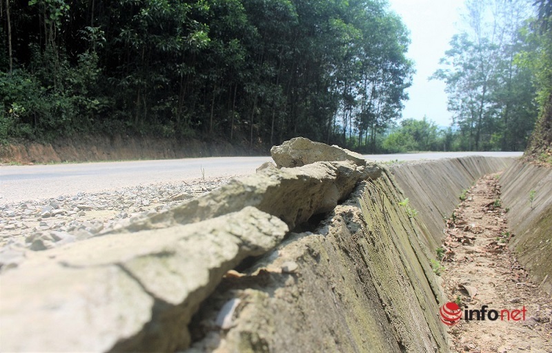 Nghe An: The newly built national highway has subsided like a furrow, but it's broken after being repaired