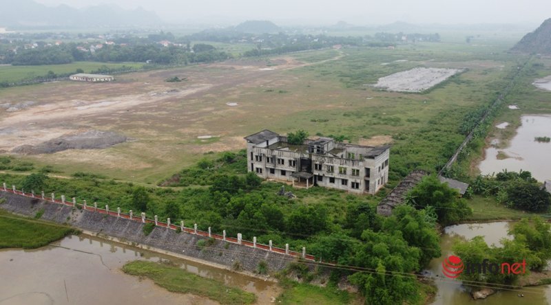 Trăm hộ dân nhường đất cho nhà máy xi măng 5.000 tỷ, 15 năm sau khung cảnh hoang phế rợn người