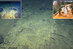 Con đường gạch vàng bí ẩn dưới đáy Thái Bình Dương