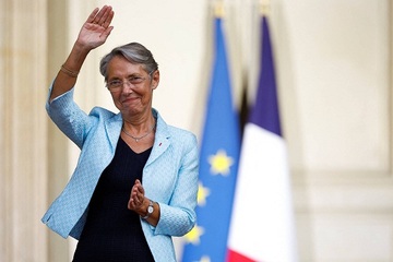 Những điều chưa biết về tân nữ Thủ tướng Pháp