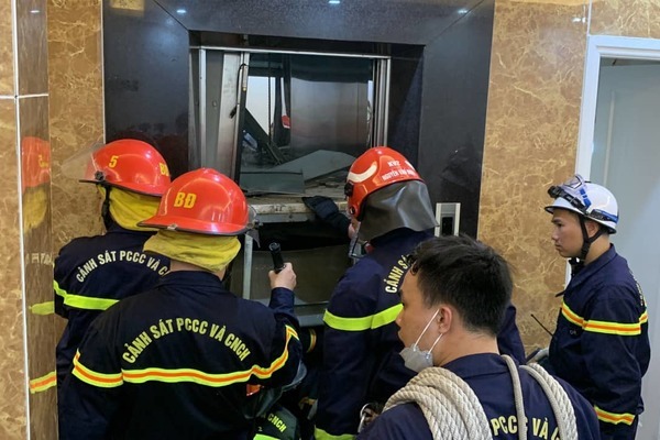 Identity of 2 elevator repairmen who died in Kim Ma