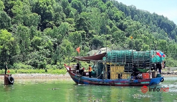 Nghệ An: Nhiều tàu cá không chấp hành kiểm tra, sử dụng kích điện khai thác thủy sản