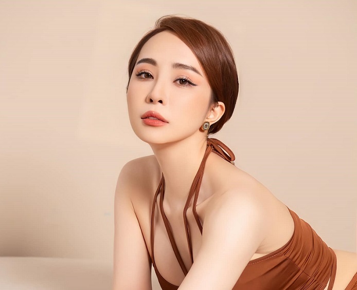 Quynh Nga “makeovers” over her super cool sister’s shoulder and revealed: ‘I don’t have a need to get married, getting married is not necessarily peaceful’