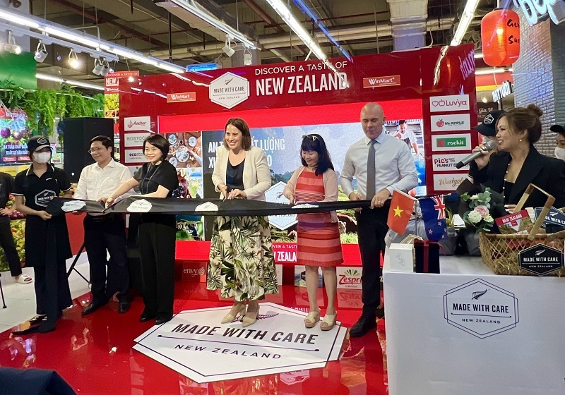 WinMart organizes New Zealand Fruit Festival and Da Lat – Lam Dong Agricultural Product Week
