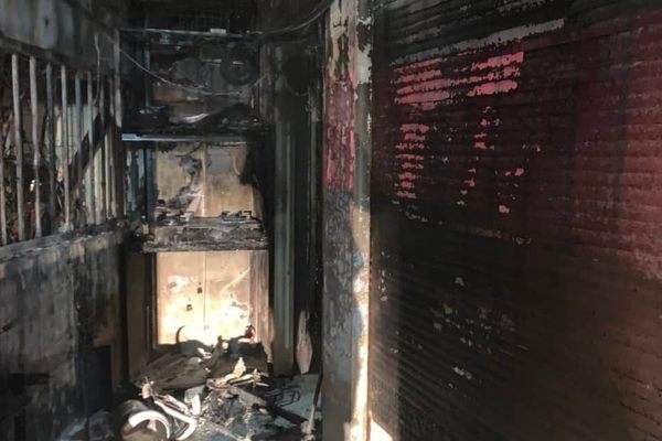 Cháy nhà lúc nửa đêm, 5 người trong nhà được hướng dẫn, hỗ trợ thoát khỏi đám cháy an toàn