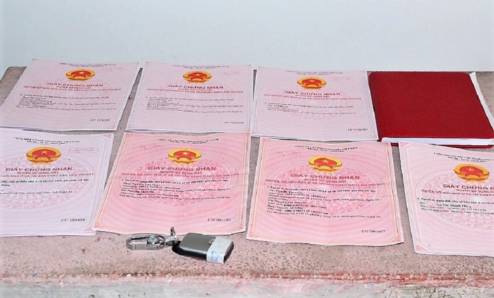 Nghệ An: 25 nạn nhân sập bẫy, trao gia sản cho nhóm lừa đảo giả danh cán bộ Sở TN&MT