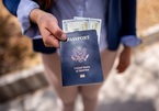 Vì sao nhiều người Mỹ xa xứ muốn từ bỏ quốc tịch?