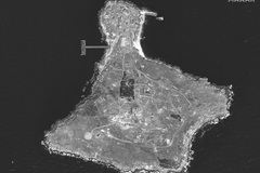 Hé lộ hình ảnh vệ tinh Đảo Rắn bị tàn phá
