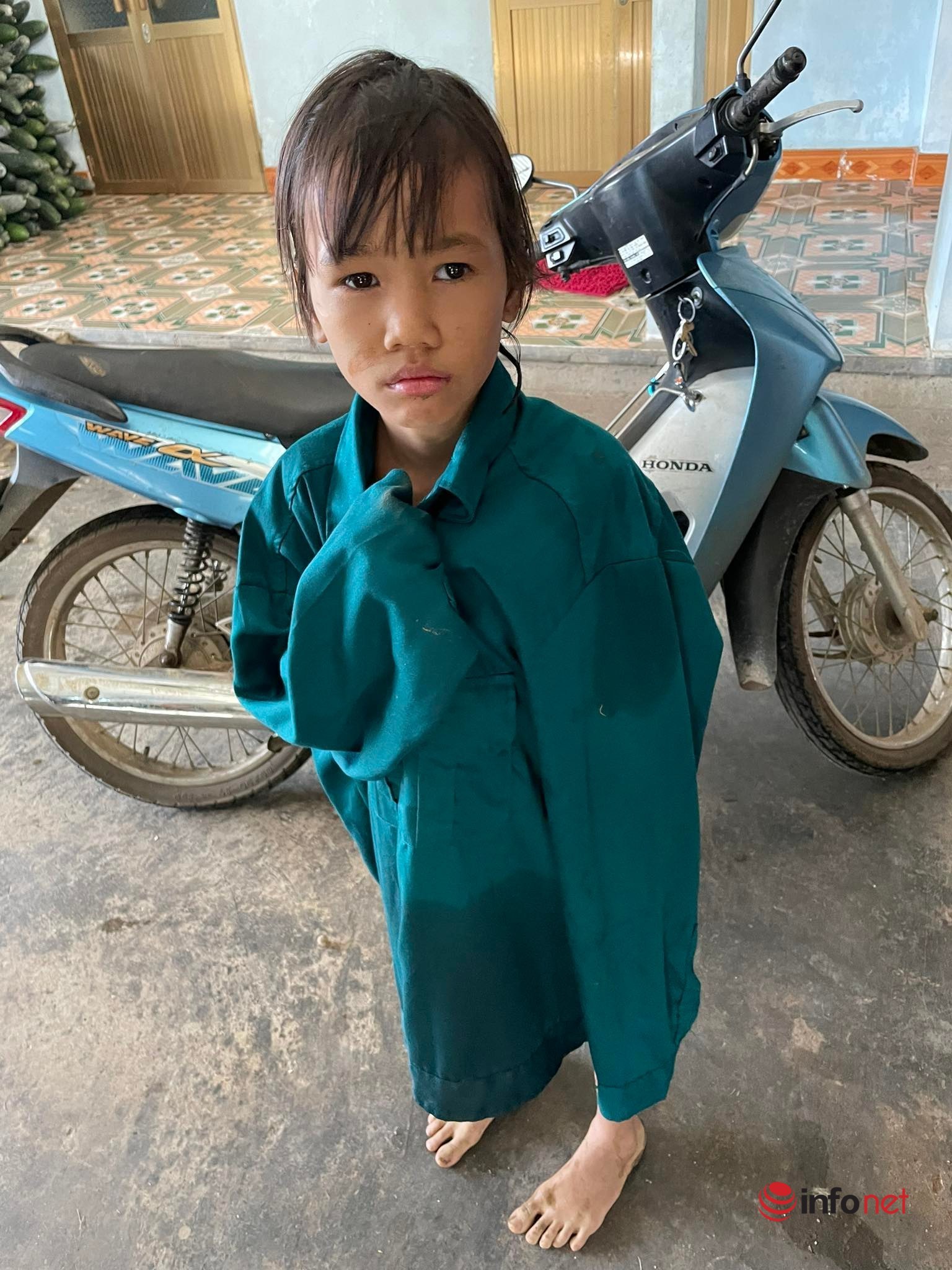 Bất ngờ danh tính 'người hùng' nhảy xuống sông cứu bé gái lớp 4 ngâm nước cả tiếng đồng hồ ở Thái Nguyên