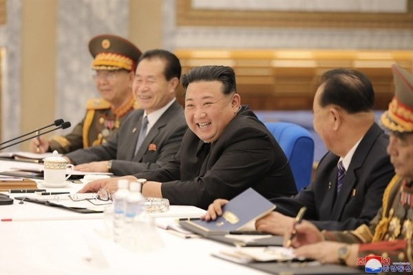 Lý do khiến ông Kim Jong-un chần chừ cho thử nghiệm vũ khí hạt nhân?