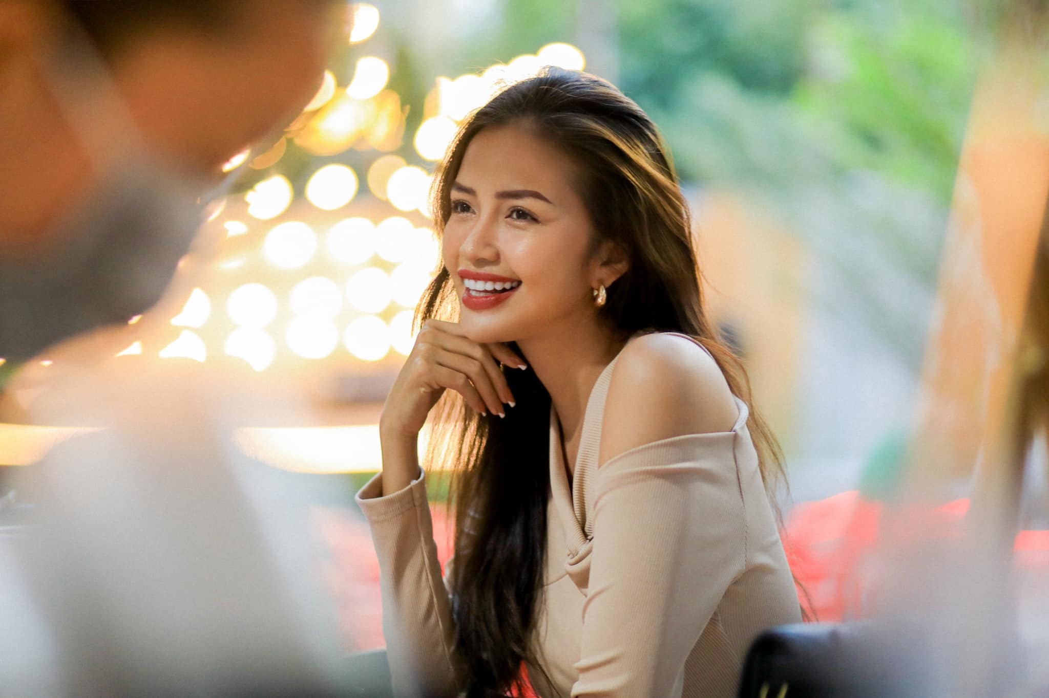 Nhan sắc đời thường xinh đẹp của tân Hoa hậu Hoàn vũ Việt Nam 2022