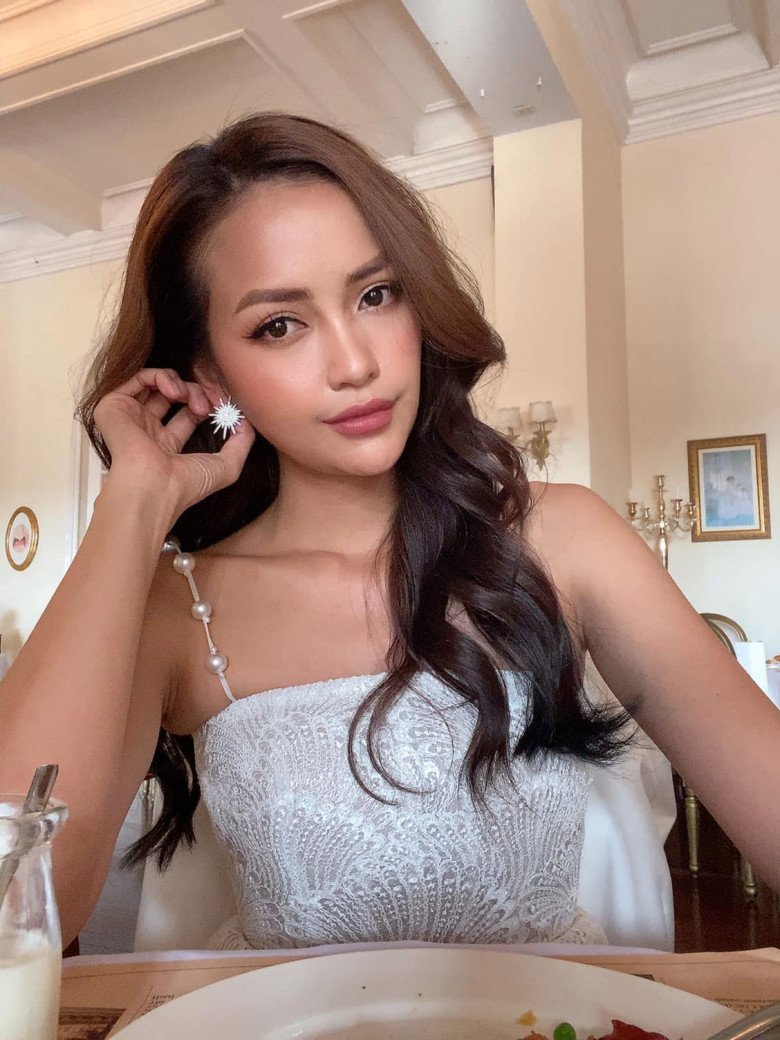 Nhan sắc đời thường xinh đẹp của tân Hoa hậu Hoàn vũ Việt Nam 2022