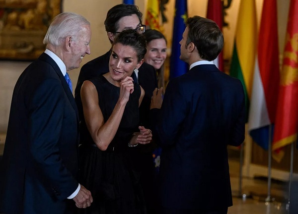 Ông Biden vô tình vi phạm nghi thức Hoàng gia Tây Ban Nha