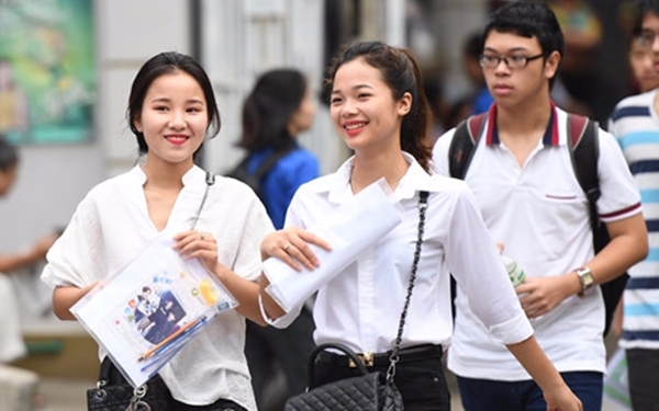 Điểm chuẩn vào lớp 10 các trường THPT  chuyên và công lập tại Hà Nội năm 2022