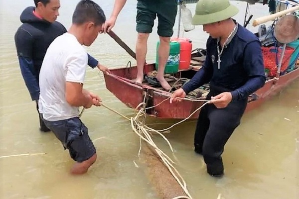 Phát hiện quả bom xuyên phá, nặng hàng trăm kg ở Nghệ An