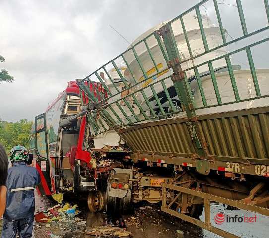 Vụ xe khách 'đấu đầu' xe đầu kéo ở Thanh Hóa: Thêm 1 nạn nhân tử vong