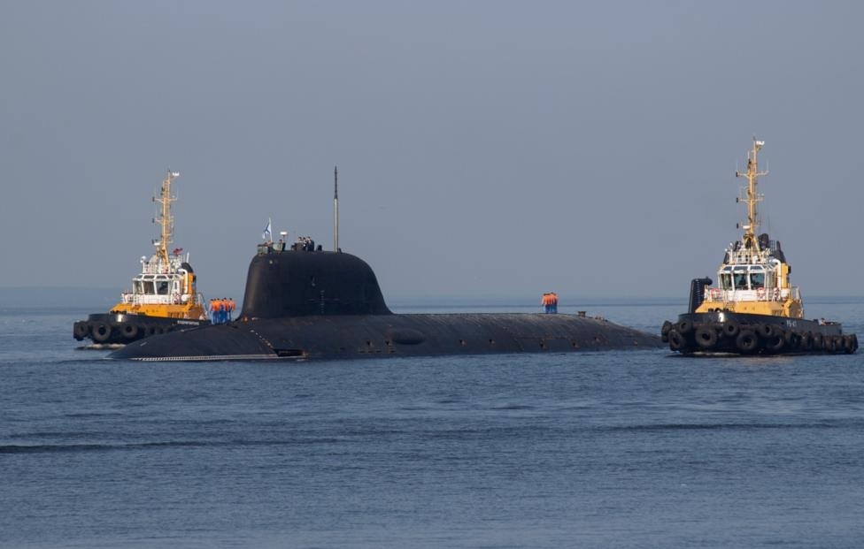 Tàu ngầm hạt nhân ‘Severodvinsk’ và tàu khu trục nhỏ ‘Đô đốc Gorshkov’ của Nga tham gia Lễ duyệt binh Hải quân