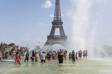Pháp hạn chế tiêu thụ nước do nguy cơ hạn hán