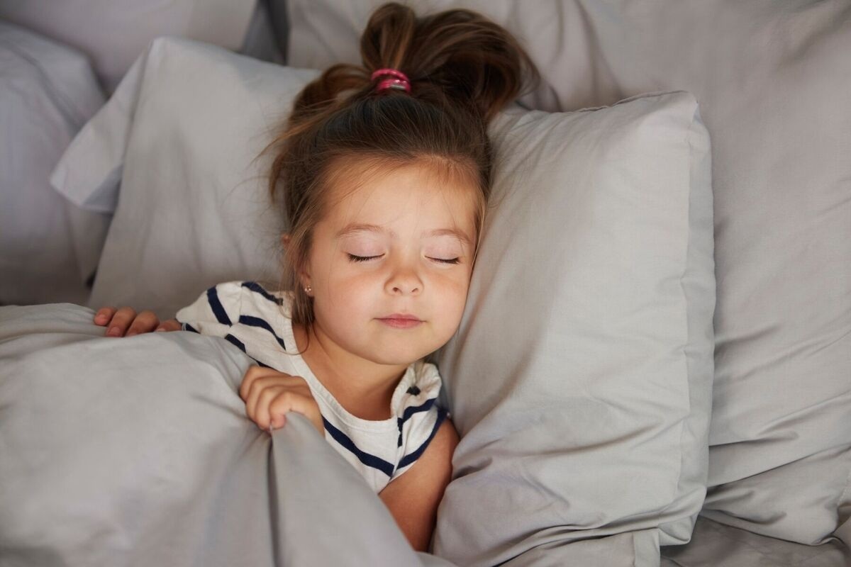 cách dạy con tự ngủ