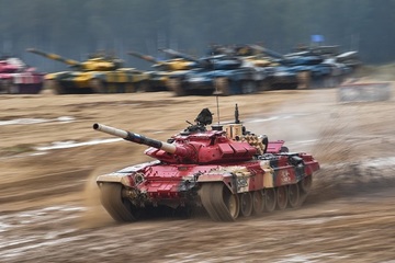 Army Games 2022: Kíp xe tăng của Nga thể hiện sức mạnh vượt trội ở nội dung ‘Xe tăng hành tiến’
