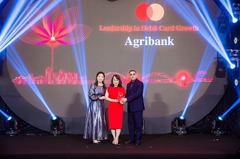 Agribank giành ba giải thưởng lớn từ MasterCard