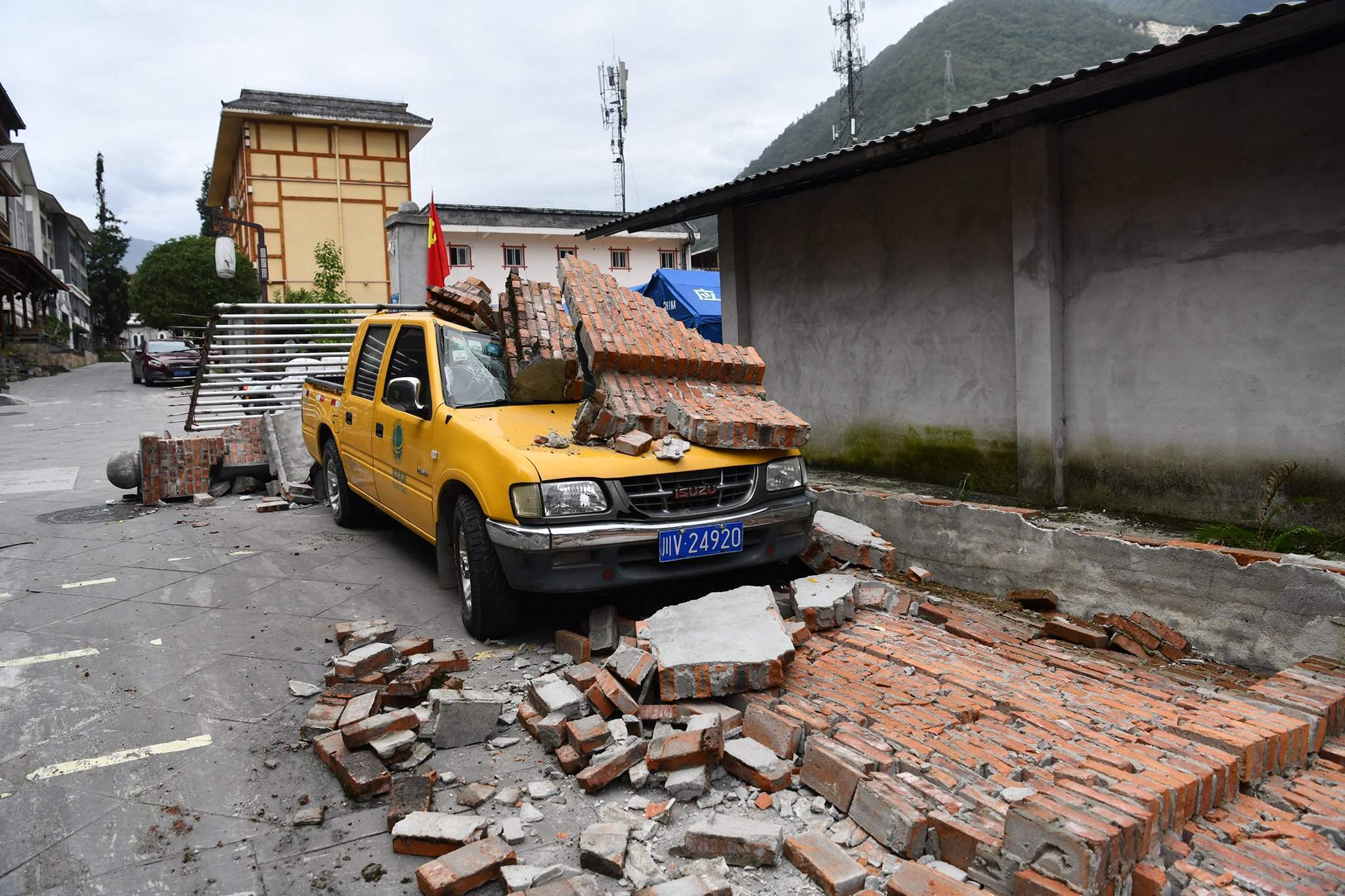 Khung cảnh tan hoang của trận động đất ở Tứ Xuyên, Trung Quốc